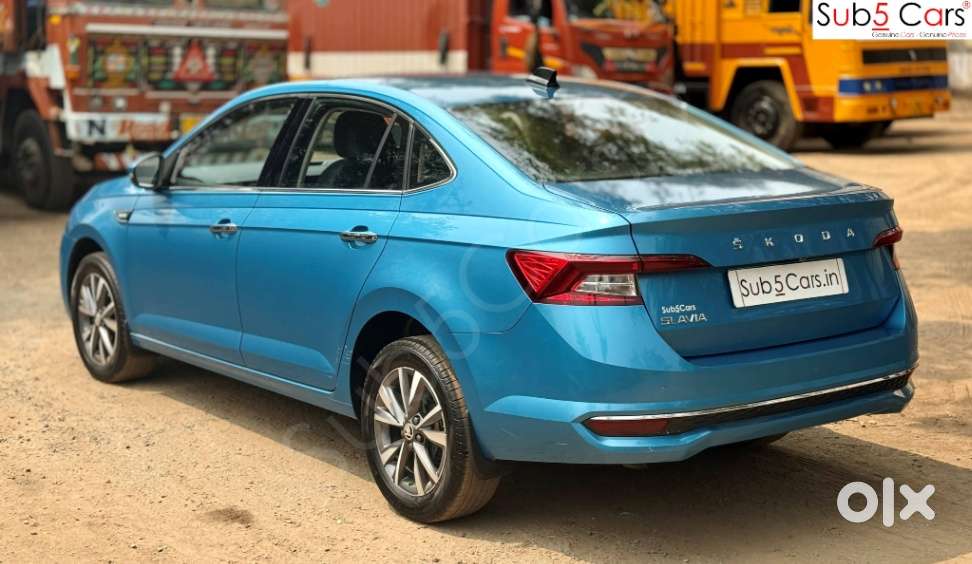 Skoda Slavia 1.0 Tsi Style At, 2023, Petrol