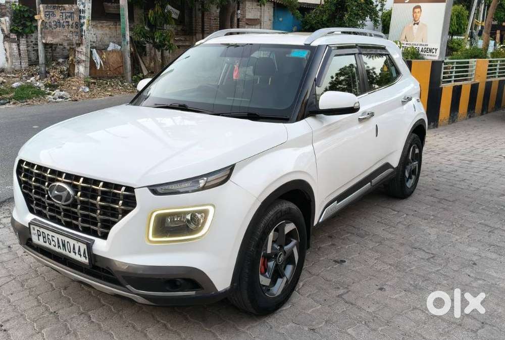Hyundai Venue Sx Plus Turbo Dct, 2020, Petrol