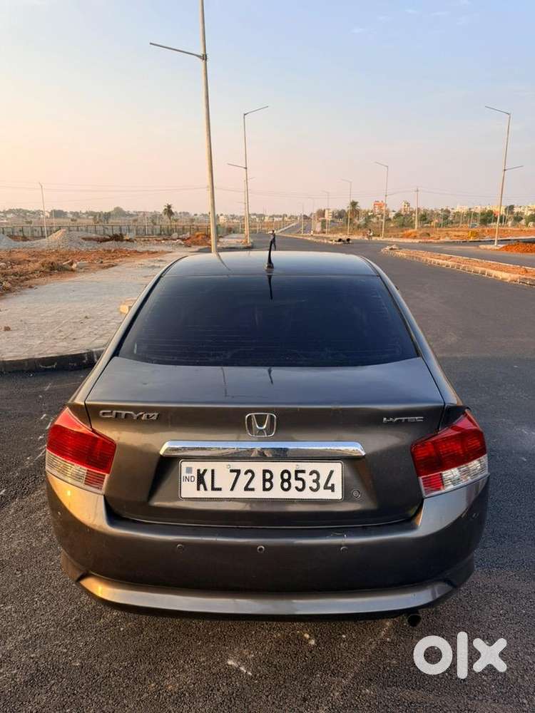 Honda Car Manual Petrol 2010