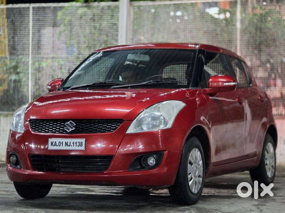 Maruti Suzuki Swift Vxi + Manual, 2011, Petrol
