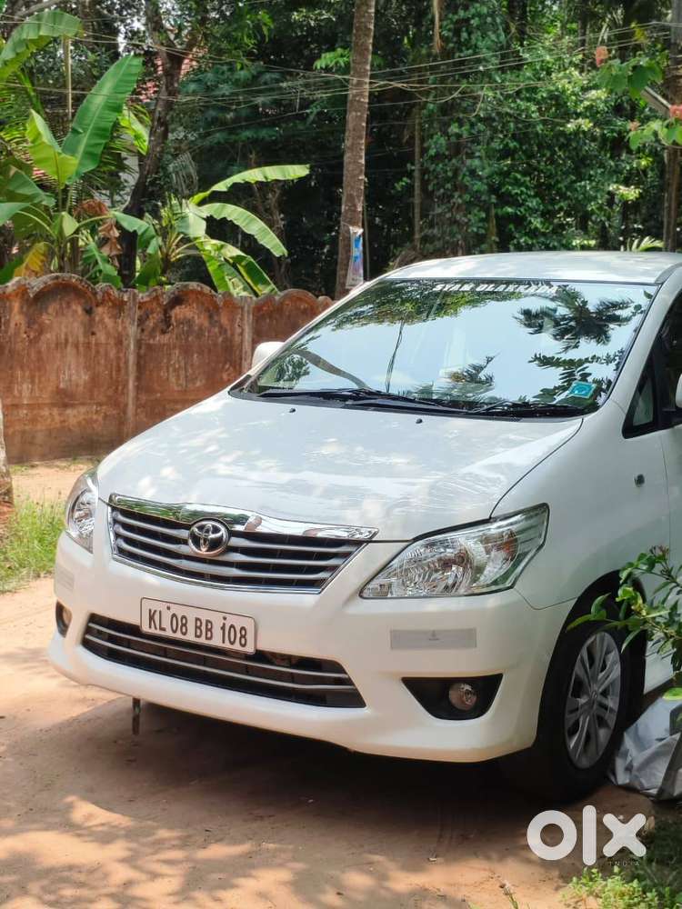 Innova 8 Seater 35000 Km Run Very Good Condition  Single Owner