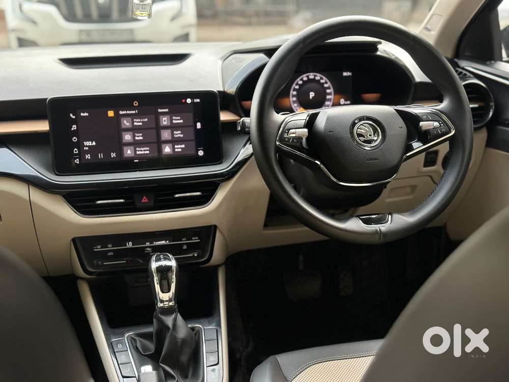 Skoda Slavia 1.0 Tsi Style At, 2022, Petrol