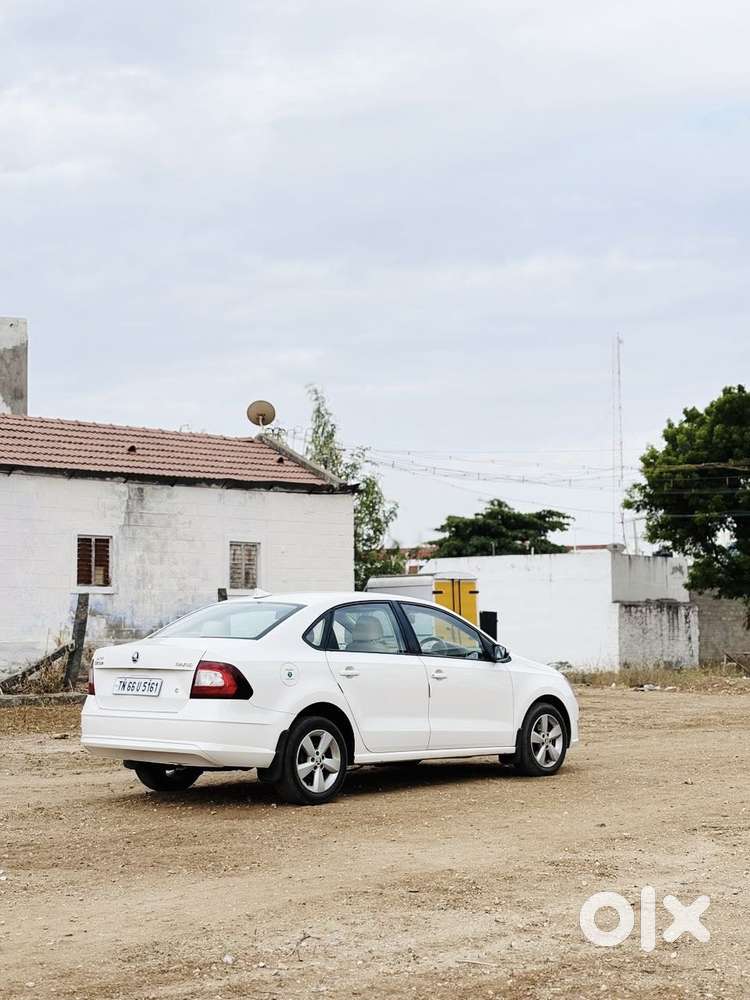 Skoda Rapid 1.5 Tdi Style/1.5 At Style, 2017, Diesel