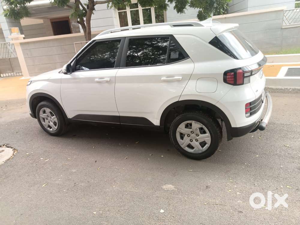 Hyundai Venue Sx, 2022, Petrol