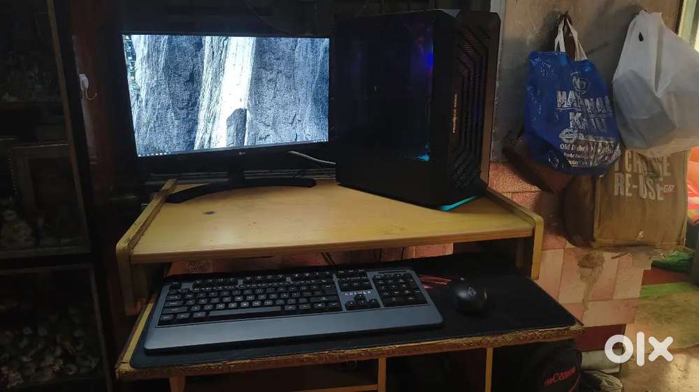 COMPLETE COMPUTER WORKSTATION SETUP FOR SALE