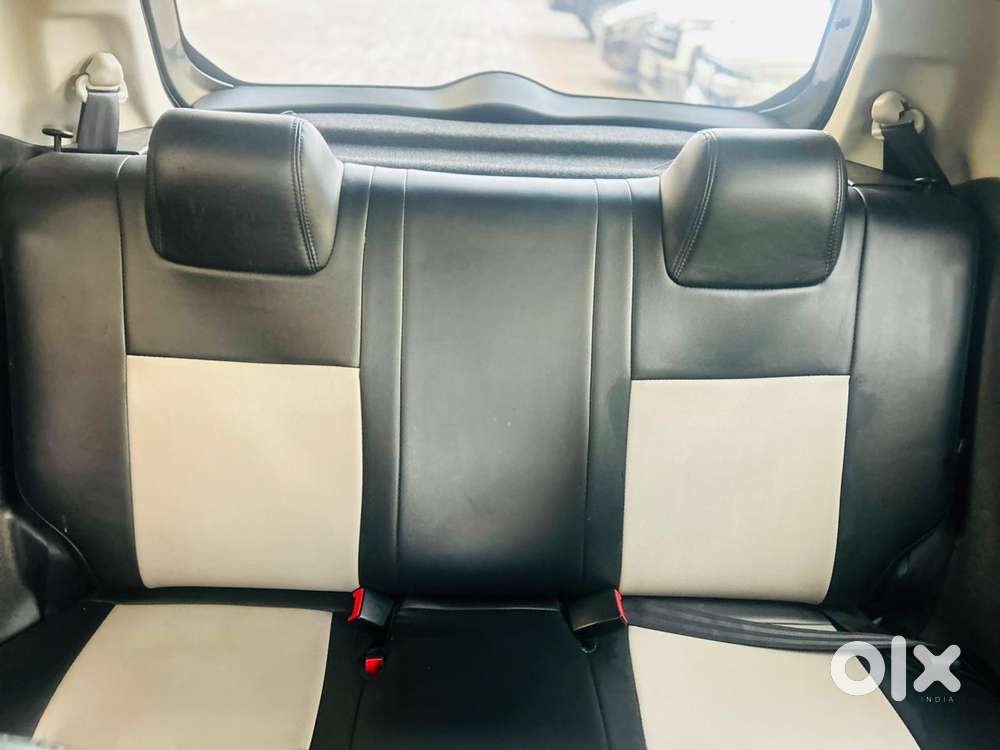 Maruti Suzuki Swift Vxi Abs Bsiv, 2018, Petrol