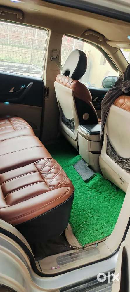 Dono Gadi Sell Krna Hai.