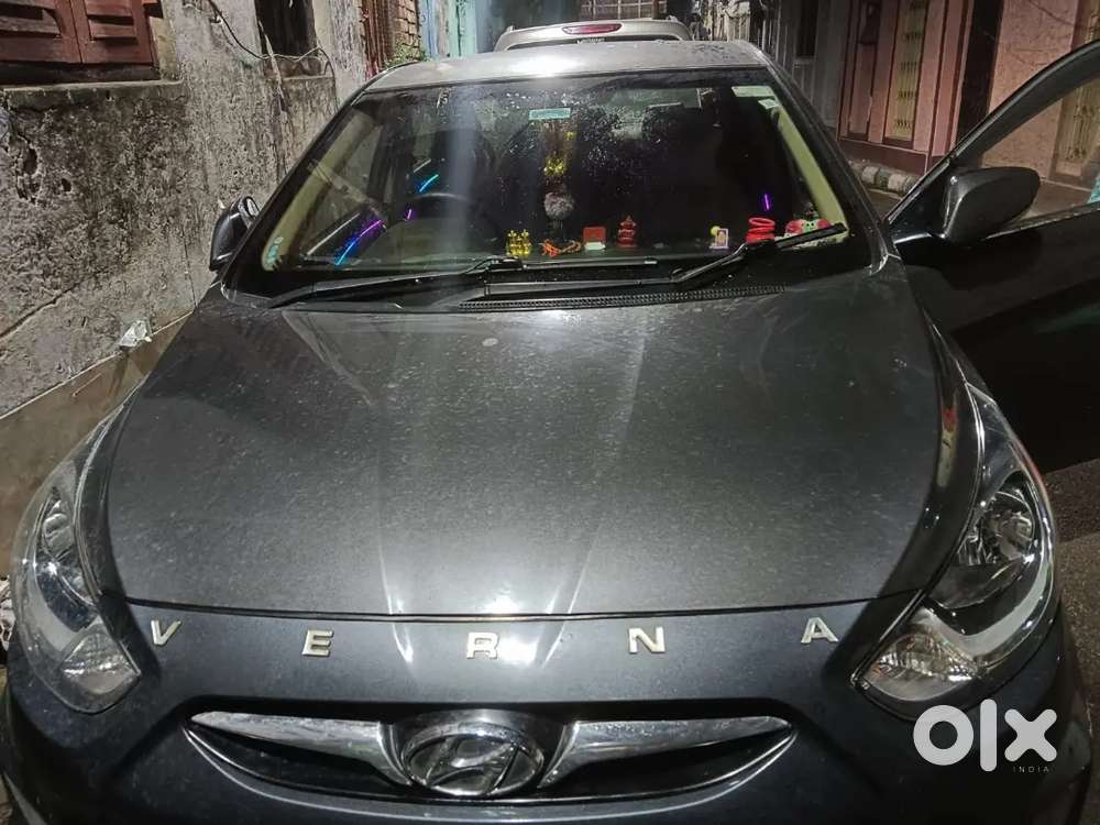 Hyundai Verna 2012