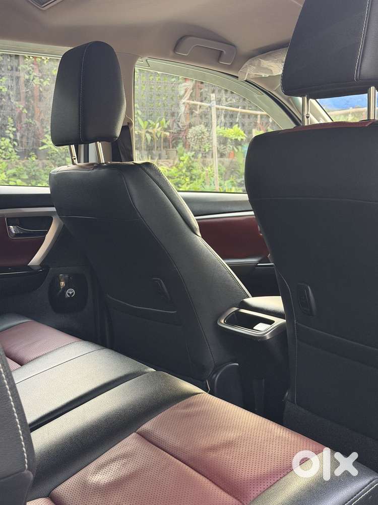 Toyota Fortuner Leader Edition (at), 2024, Diesel