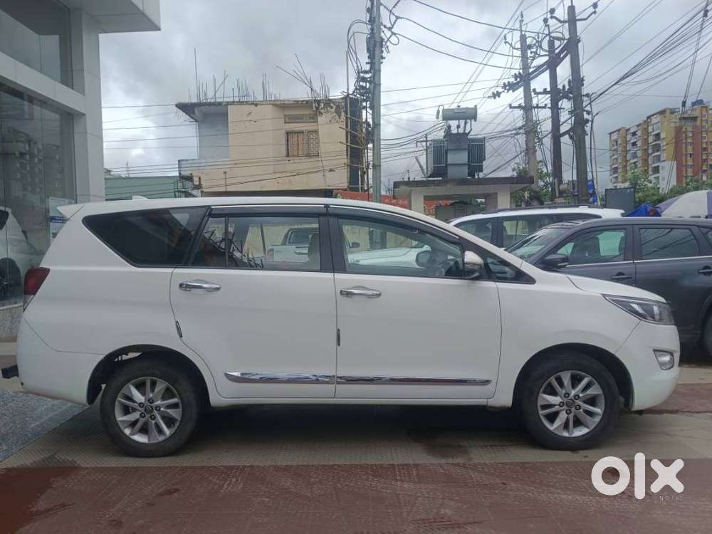 Toyota Innova Crysta 2.4 G Mt, 2019, Diesel