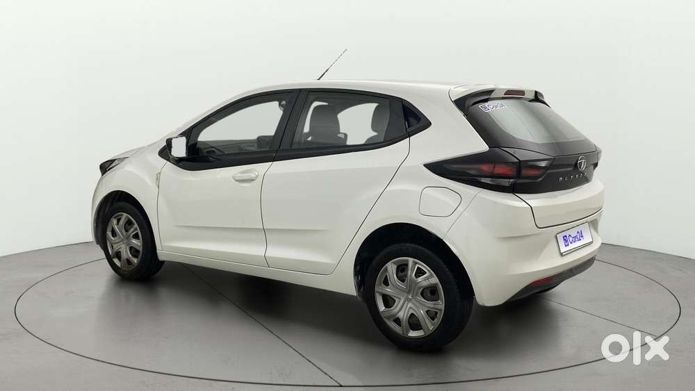 Tata Altroz 1.2 Xm Plus, 2022, Petrol