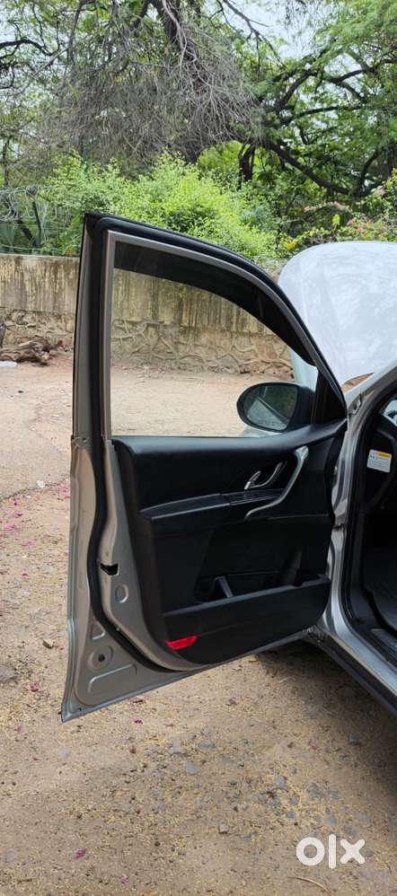 Mahindra Xuv500 W10 2wd, 2018, Diesel