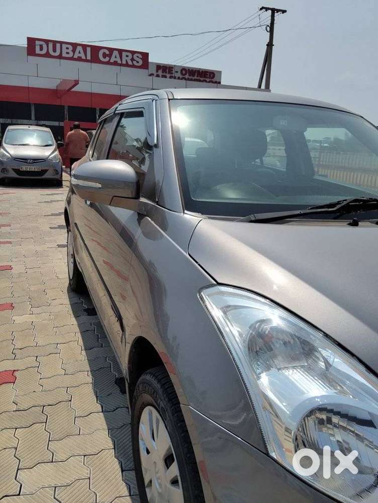Maruti Suzuki Swift Vxi + Manual, 2015, Petrol