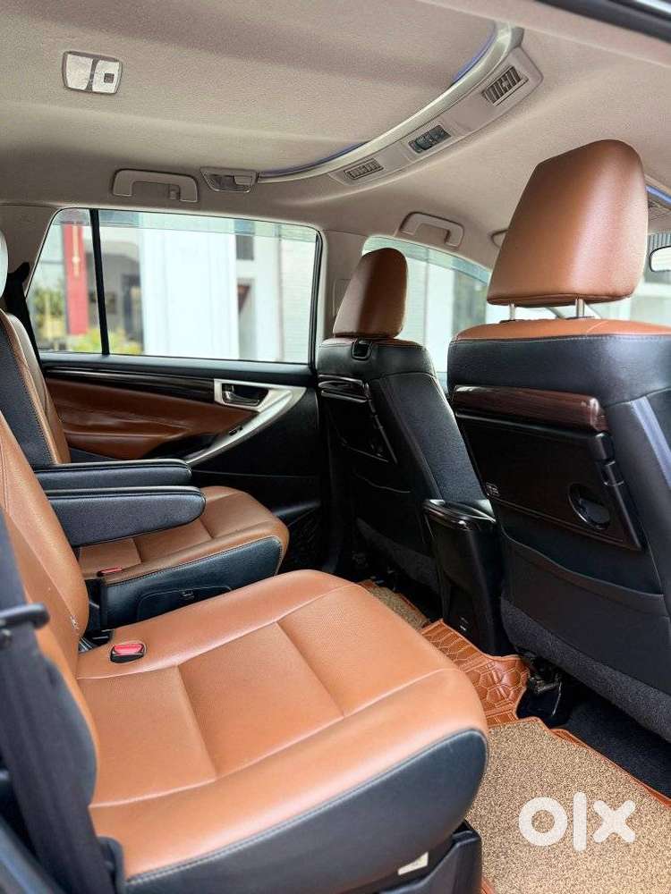 Toyota Innova Crysta Zx 2.4 Diesel 7 Seater, 2021, Diesel