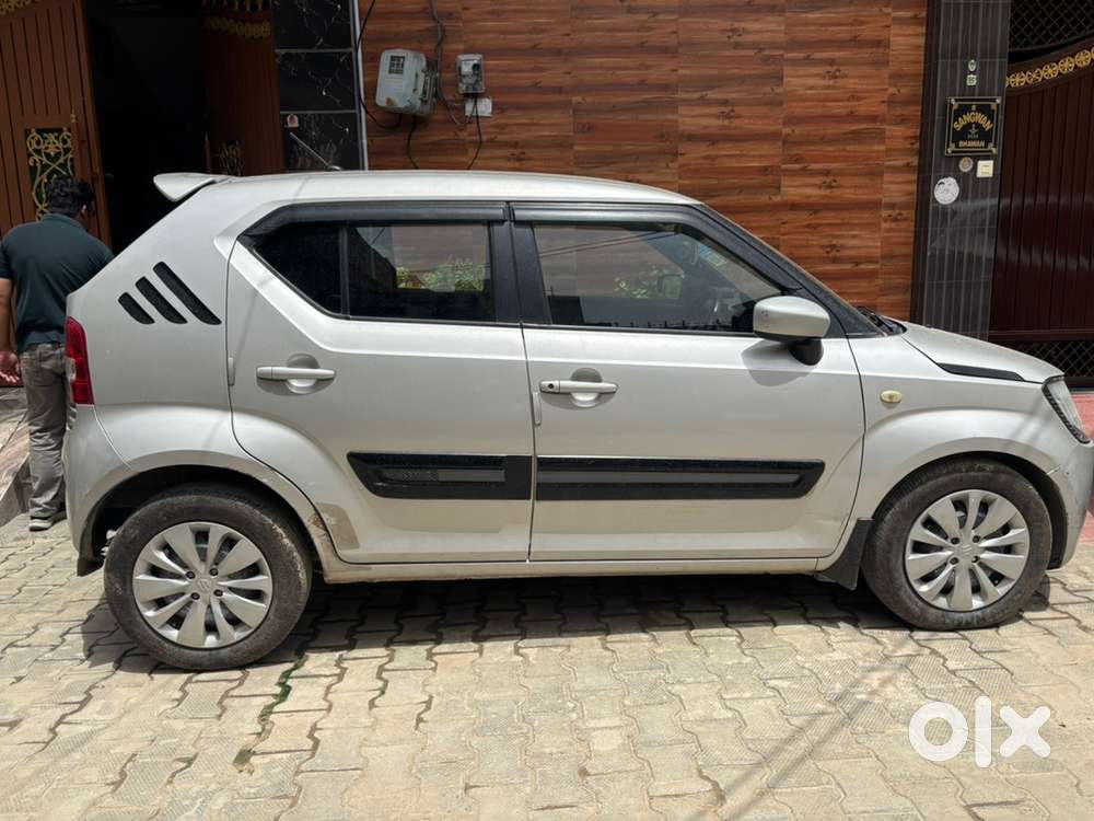 Maruti Ignis Hybrid 2017