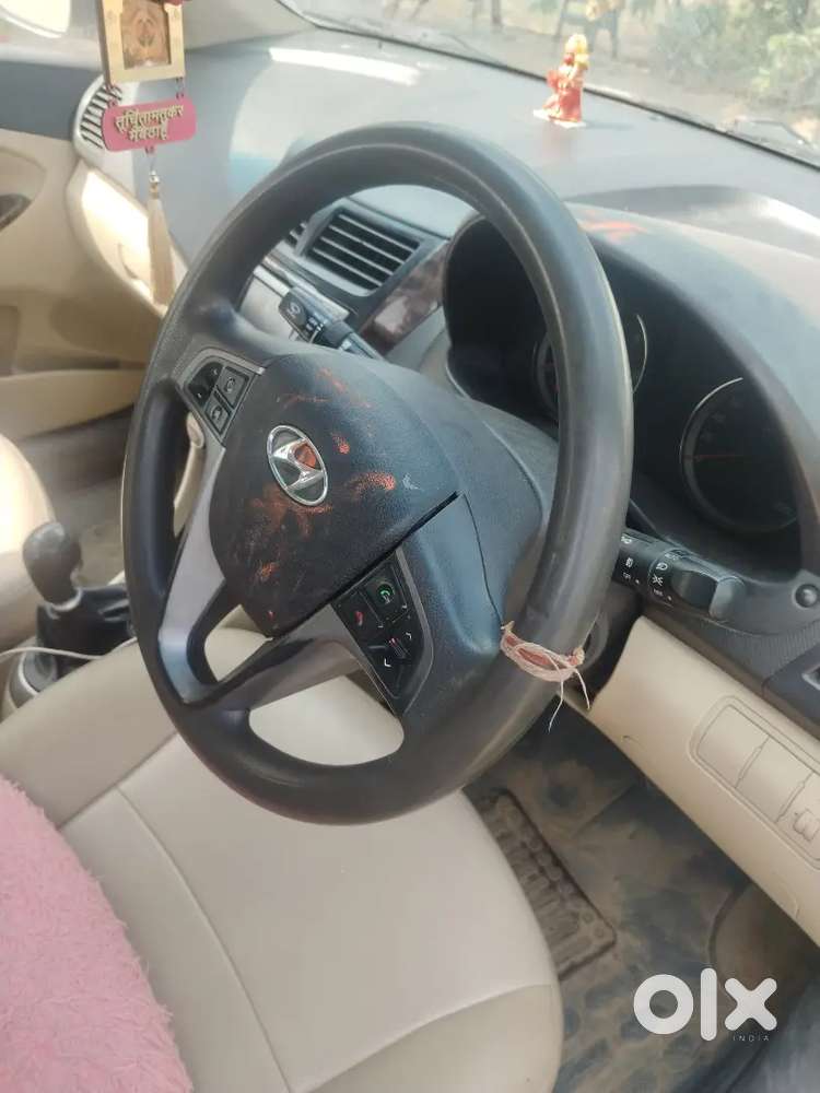 Hyundai Fluidic Verna 2015