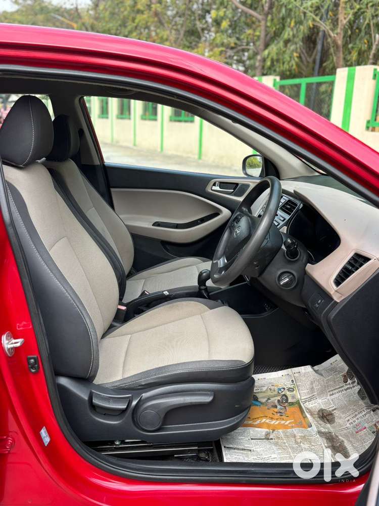 Hyundai I20 Sportz 1.2 Bs-iv, 2015, Petrol