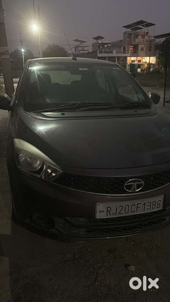 Tata Tiago 1.2 Revotron Xt- November 2017 Cng