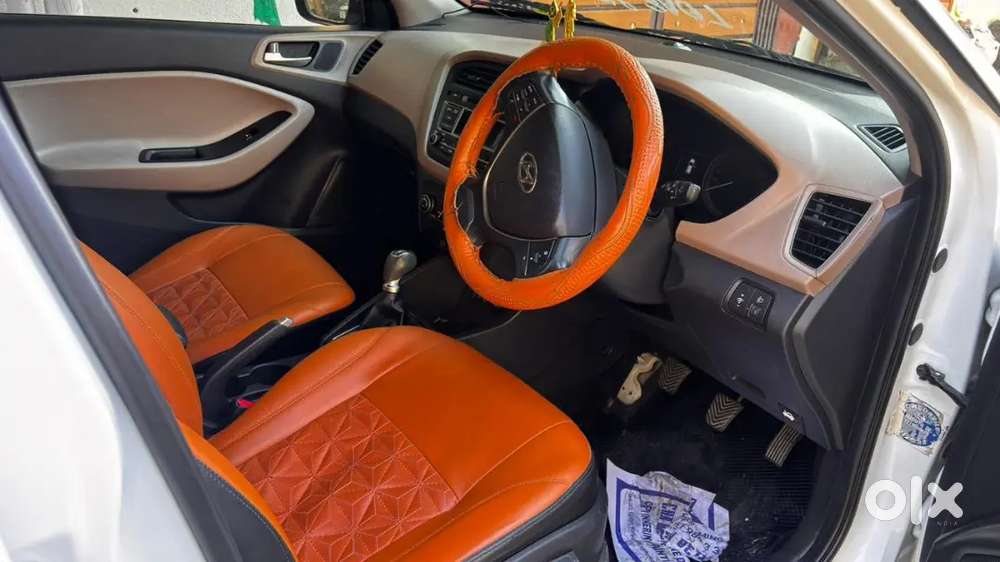 Hyundai I20 2015 Petrol 100000 Km Driven