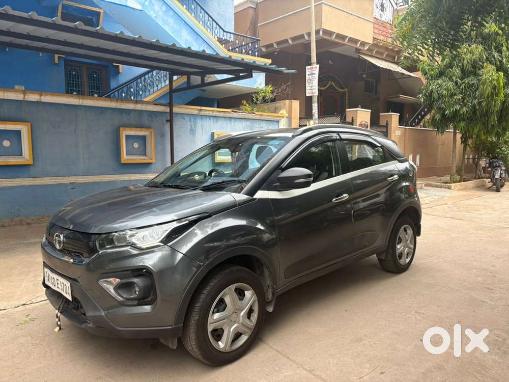 Tata Nexon 2023 Petrol
