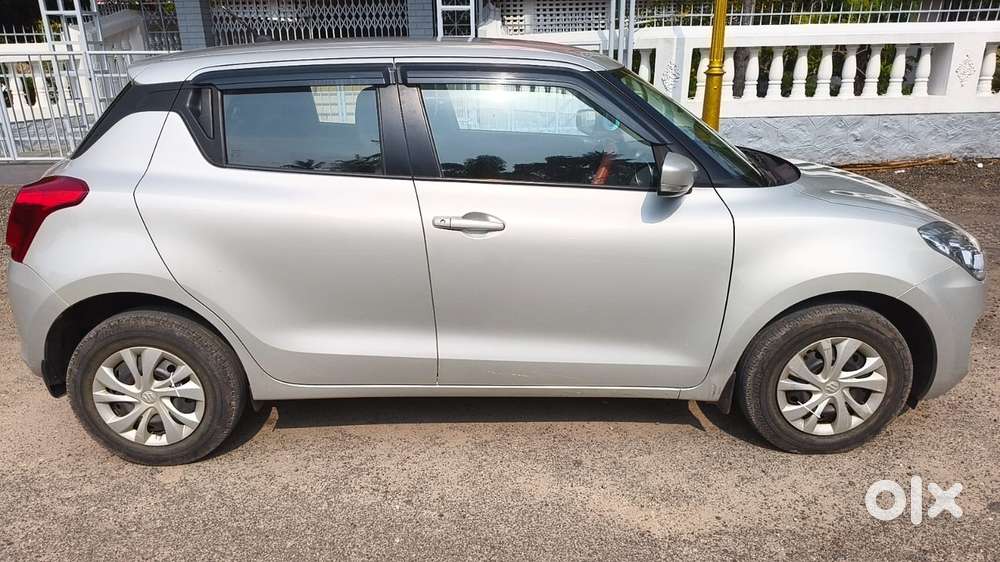 Maruti Suzuki Swift Vxi + Manual, 2019, Petrol