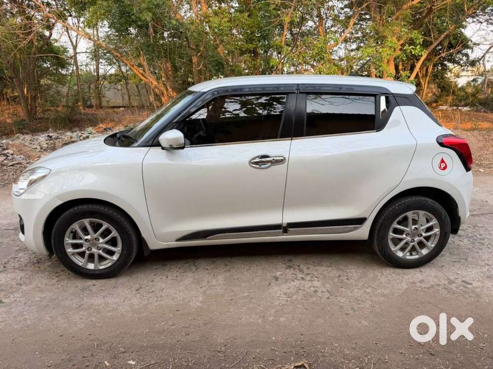 Maruti Suzuki Swift Amt Zxi, 2018, Petrol