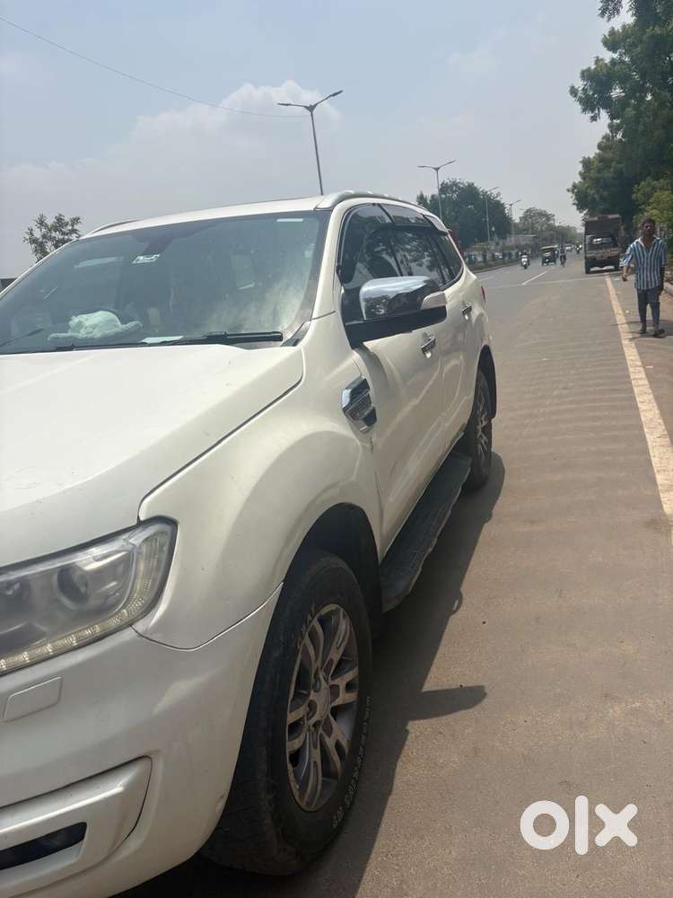 Ford Endeavour