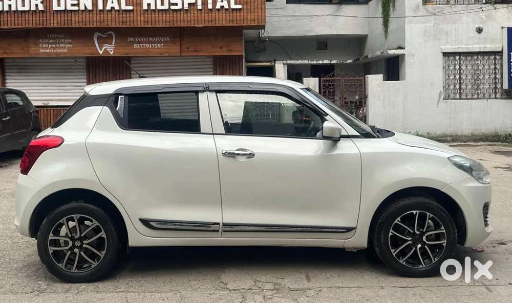 Maruti Suzuki Swift Lxi, 2022, Petrol
