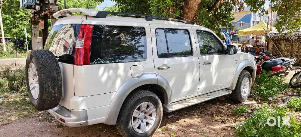 Ford Endeavour Xlt 2009