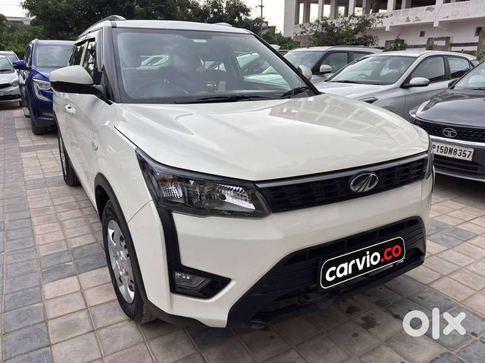 Mahindra Xuv300 W4, 2022, Petrol