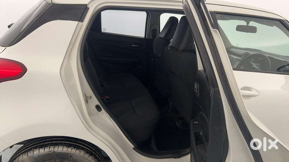 Maruti Suzuki Swift 1.3 Zxi, 2023, Petrol