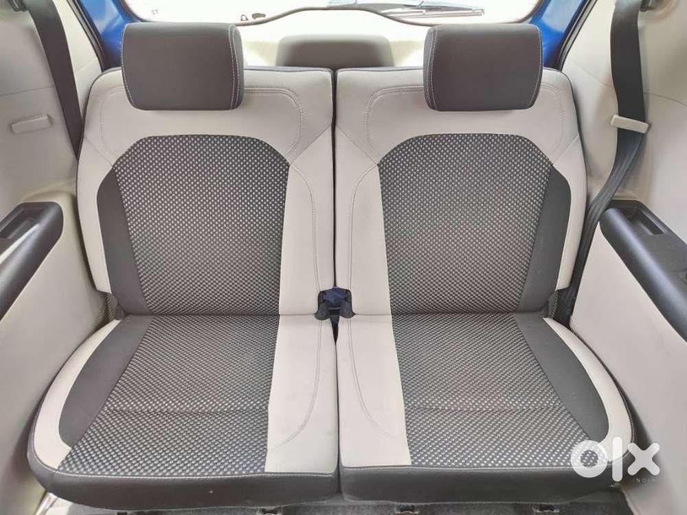 Renault Triber, 2023, Petrol