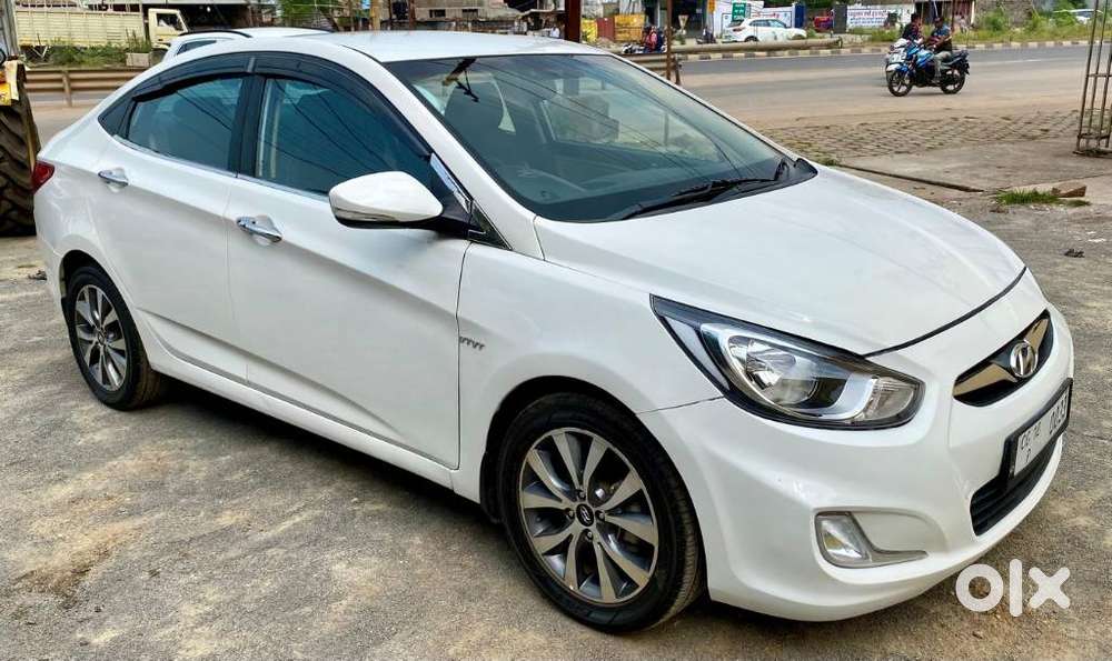 Hyundai Verna 1.6 Sx (o) Crdi, 2014, Petrol