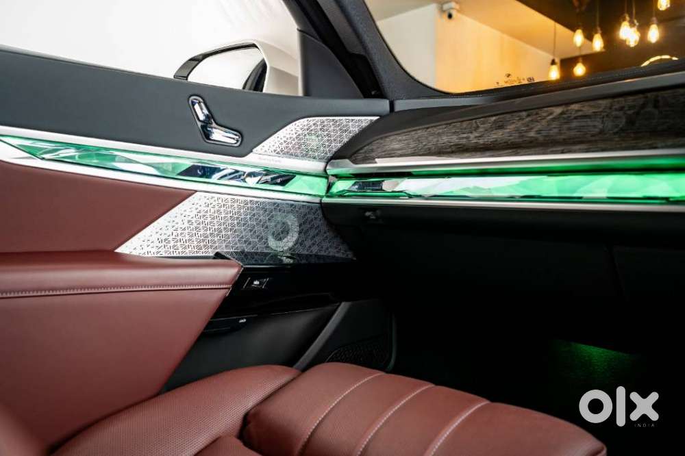 Bmw I7 Xdrive60, 2025, Electric