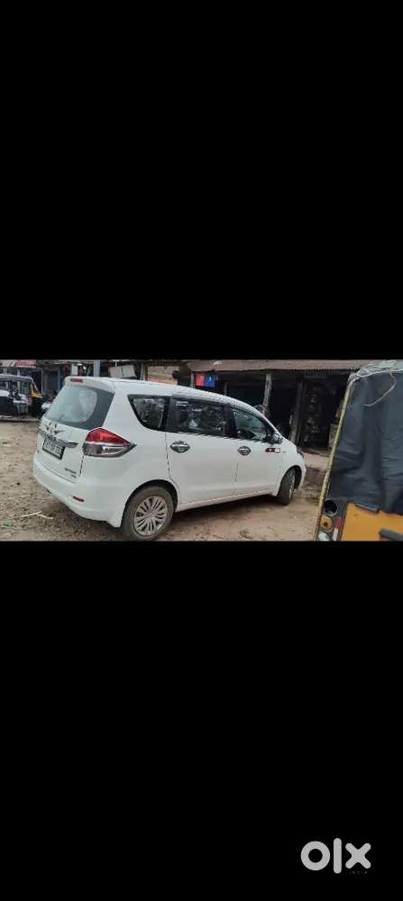 Maruti Suzuki Ertiga 2015 Petrol 85000 Km Driven