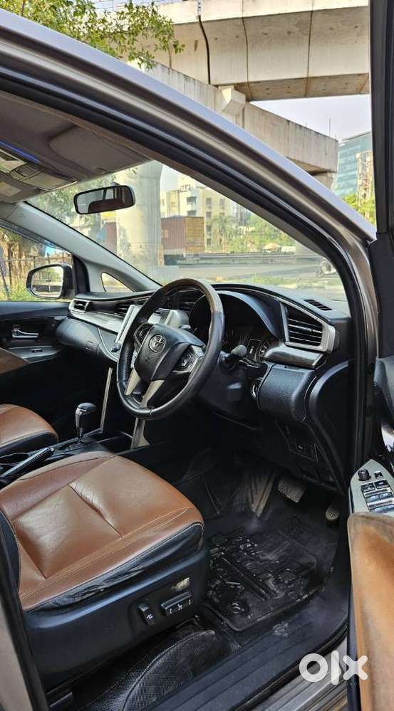Toyota Innova Crysta 2.8z Automatic, 2018, Diesel
