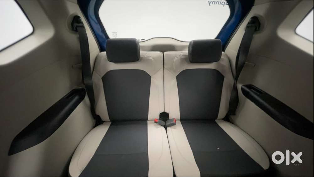 Renault Triber Rxt, 2022, Petrol