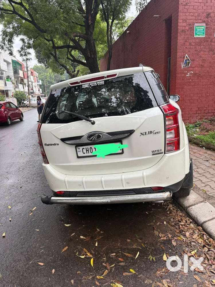 Mahindra Xuv500 2016 Car
