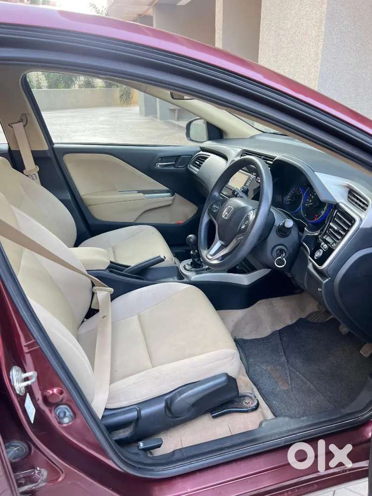 City 2017 1st Owner 38k Km Driven Petrol Manual