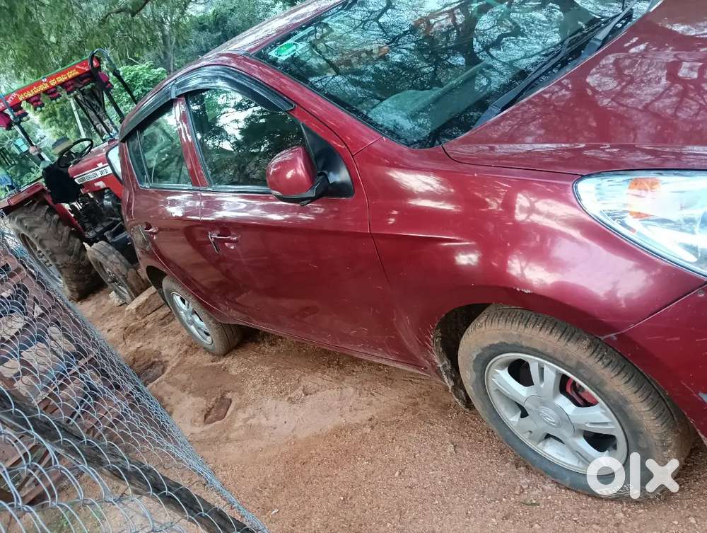 Hyundai I20 2011 Petrol 75000 Km Driven
