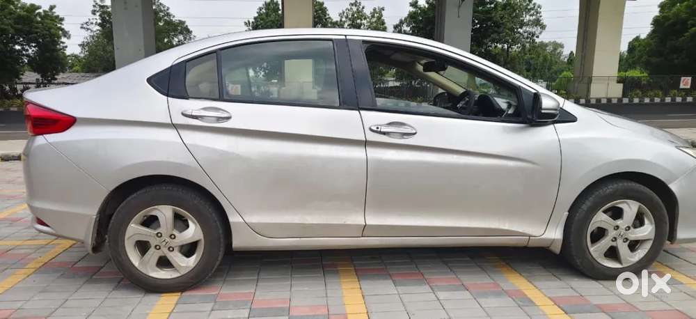 Honda City 1.5 V 4th Gen I-vtec Mt, 2016, Petrol
