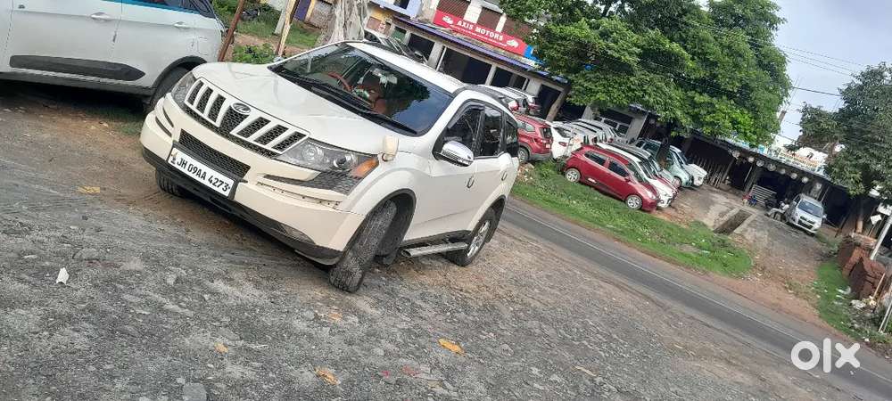 Mahindra Xuv500 W8 Dual 2015