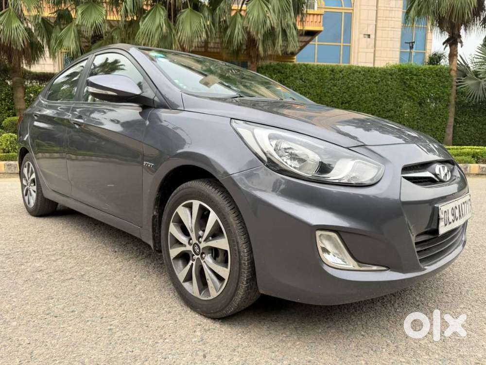 Hyundai Verna Sx(o) Petrol At, 2015, Petrol