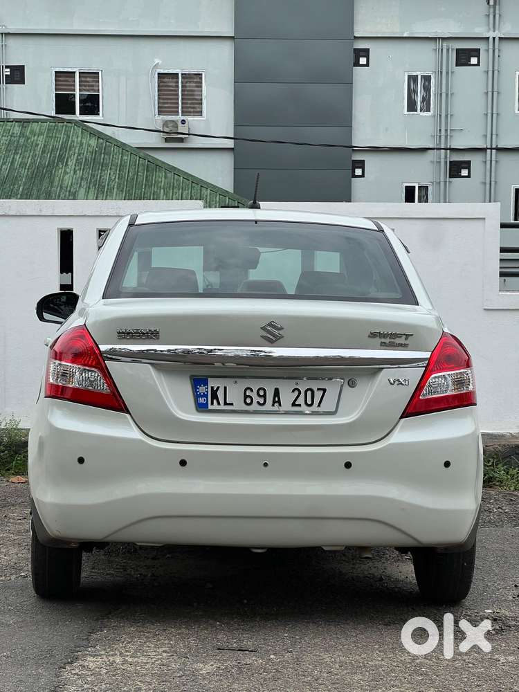 Maruti Suzuki Swift Dzire 1.3 Vxi, 2016, Petrol