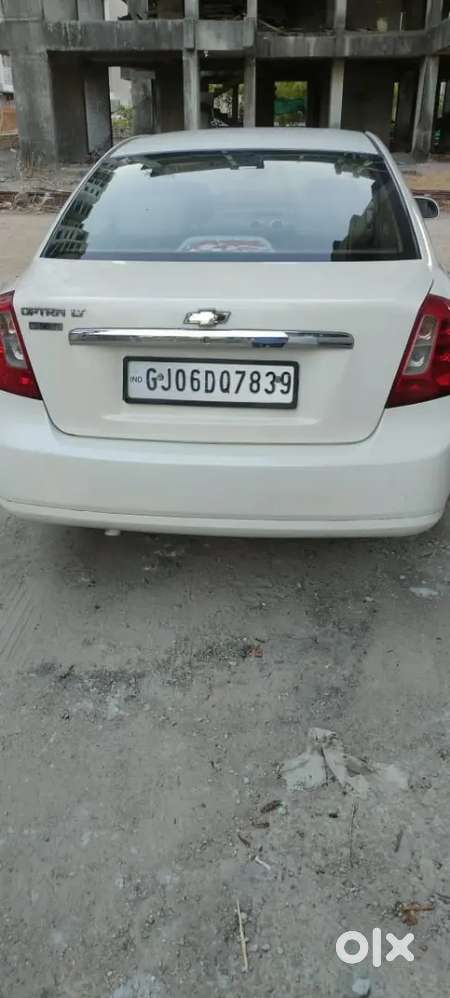 Chevrolet Optra Magnum 2010 Car