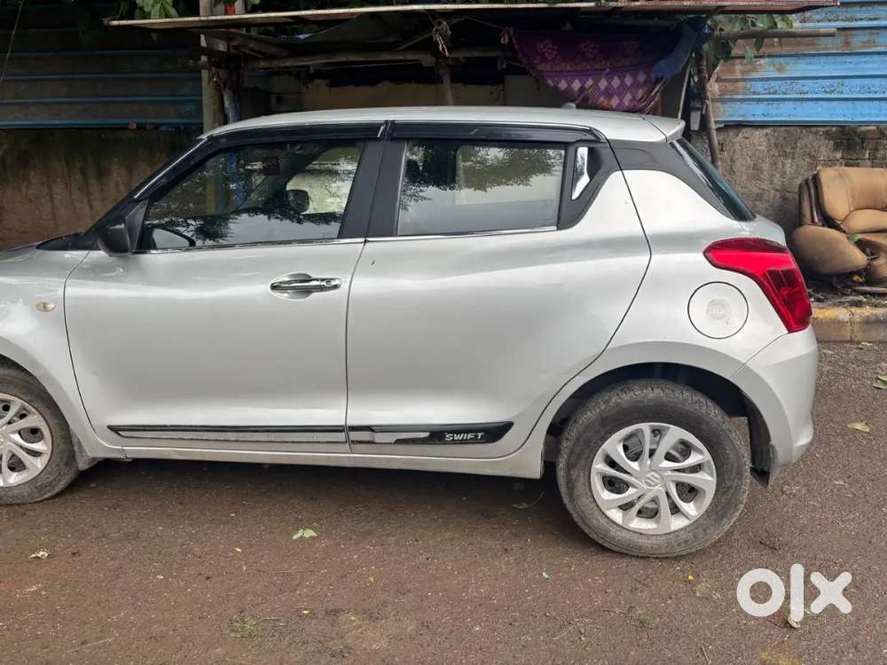 Maruti Suzuki Swift Vxi Petrol 2018