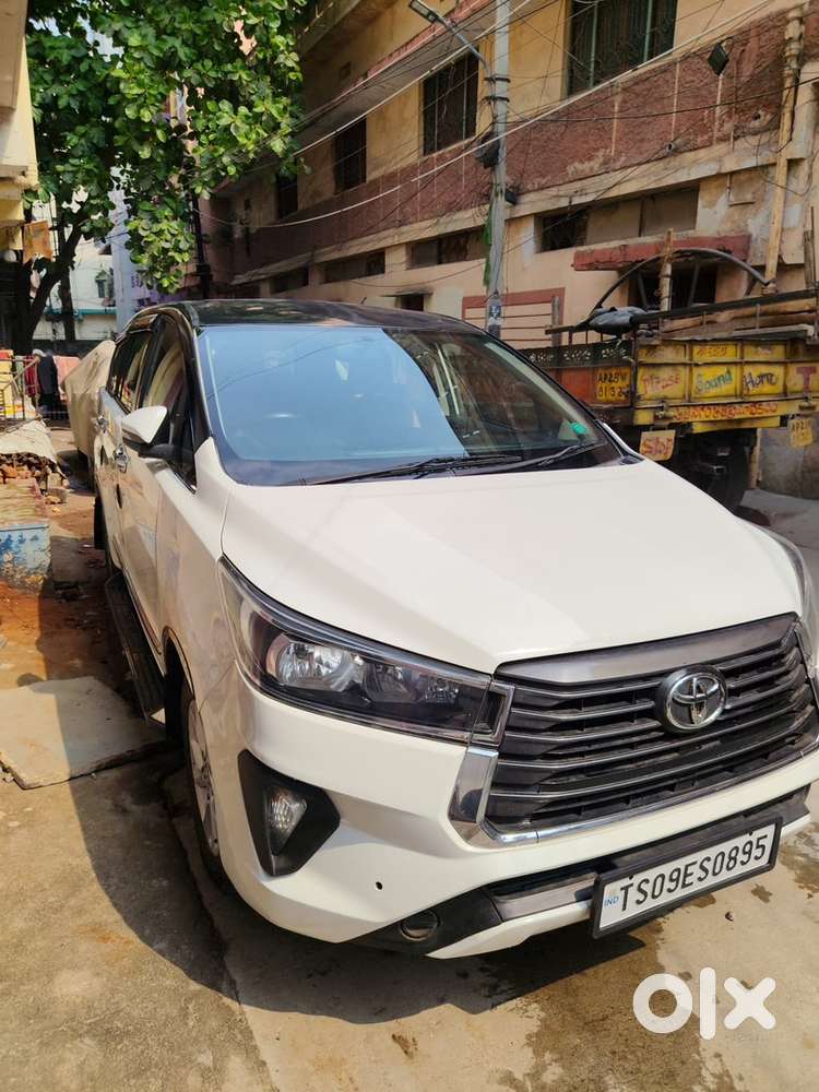 Toyota Innova Crysta Petrol Automatic 2017 Year
