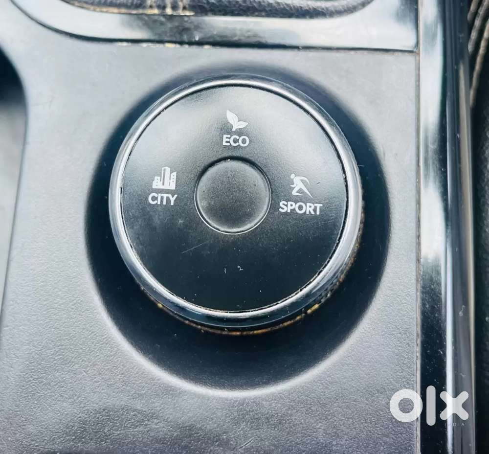 Tata Nexon Smart Plus S 1.2 Revotron Petrol 5 Mt, 2024, Petrol