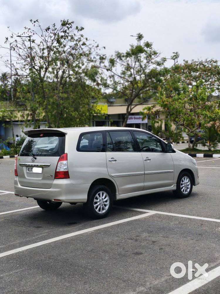 Toyota Innova 2.5 Vx 8 Str, 2012, Diesel
