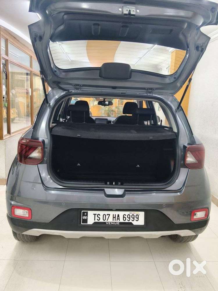 Hyundai Venue 1.0 Sx Turbo Dct, 2019, Petrol